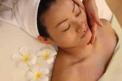 Honua-Custom-Facial-90min-Honua-Therapeutic-Massage